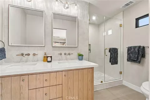 Bath - 718 Kenoak, Placentia, CA 92870 photo 1 of 7