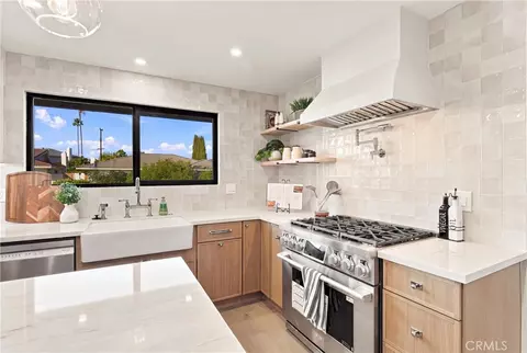 Kitchen - 718 Kenoak, Placentia, CA 92870 photo 7 of 7