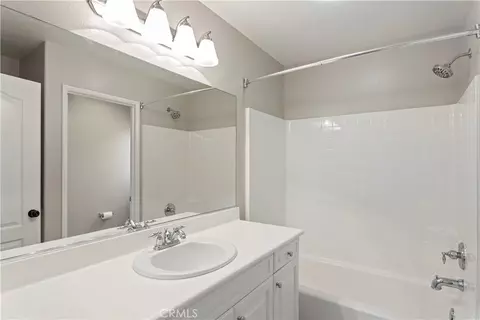 Bath - 45000 Vine Clf, Temecula, CA 92592 photo 12 of 12