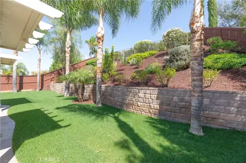 Exterior - 45000 Vine Clf, Temecula, CA 92592 photo 9 of 11