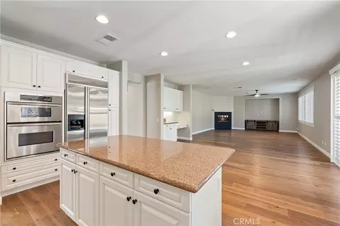 Living - 45000 Vine Clf, Temecula, CA 92592 photo 6 of 10