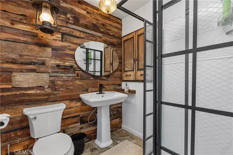 Bath - 1218 Creelman, Ramona, CA 92065 photo 2 of 2