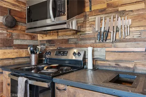 Kitchen - 1218 Creelman, Ramona, CA 92065 photo 4 of 6