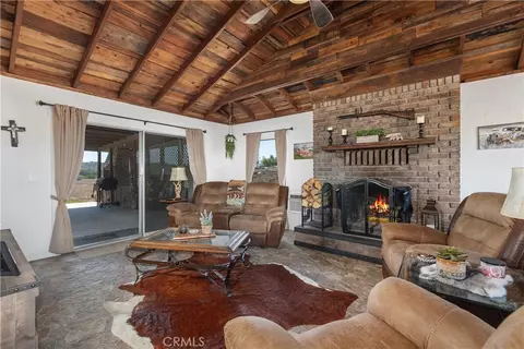 Living - 1218 Creelman, Ramona, CA 92065 photo 1 of 4