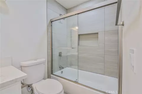 Bath - 5192 Galano Dr, Camarillo, CA 93012 photo 2 of 4