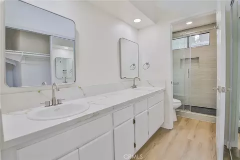 Bath - 5192 Galano Dr, Camarillo, CA 93012 photo 3 of 4