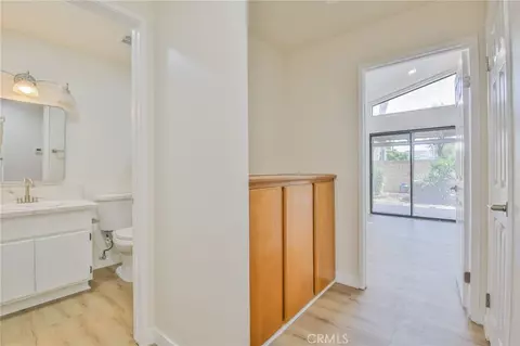 Entry Way - 5192 Galano Dr, Camarillo, CA 93012 photo 2 of 2