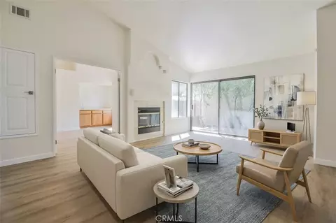 Living - 5192 Galano Dr, Camarillo, CA 93012 photo 4 of 9