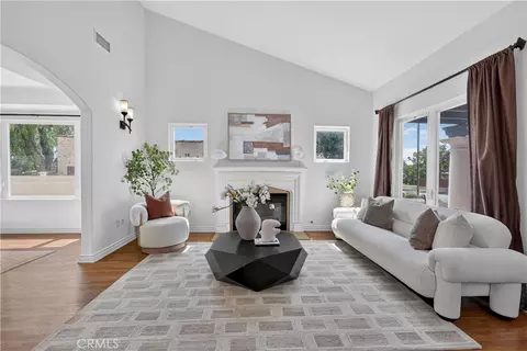 Living - 1508 Sinaloa, Pasadena, CA 91104 photo 3 of 5