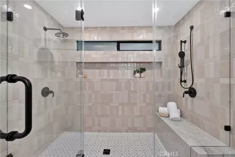 Bath - 5092 Equestrian, Orange, CA 92869 photo 6 of 9