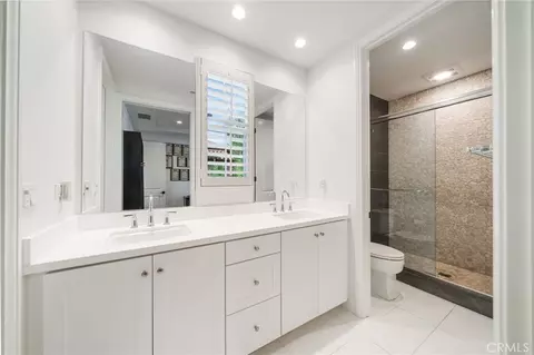 Bath - 104 Quill, Irvine, CA 92620 photo 1 of 6
