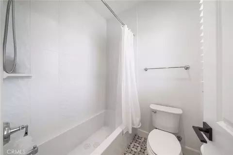 Bath - 104 Quill, Irvine, CA 92620 photo 6 of 6