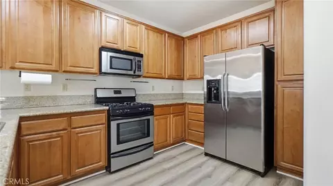 Kitchen - 93 Kansas #602, Redlands, CA 92373 photo 2 of 2