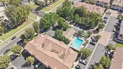 View/Area - 93 Kansas #602, Redlands, CA 92373 photo 4 of 13