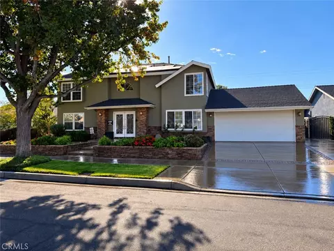 390 N Milford Rd, Orange, CA 92867