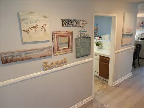 Entry Way - 4717 E 4th, Long Beach, CA 90814 photo 2 of 4