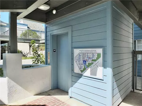 View/Area - 4717 E 4th, Long Beach, CA 90814 photo 4 of 5