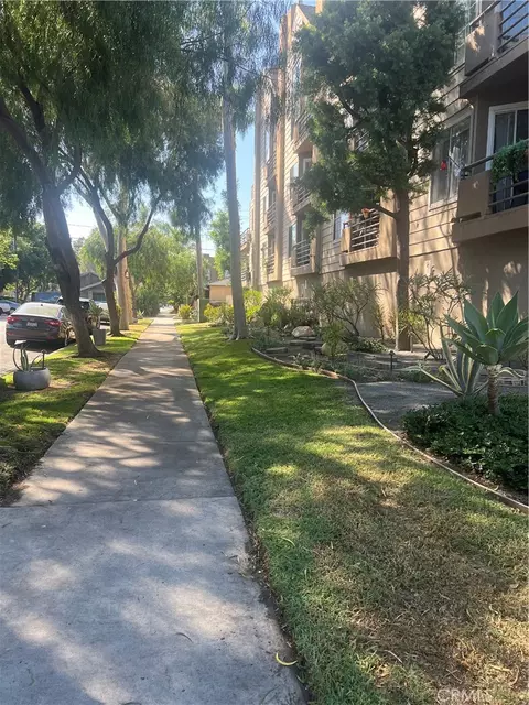707 W 4th #7, Long Beach, CA 90802 photo 2