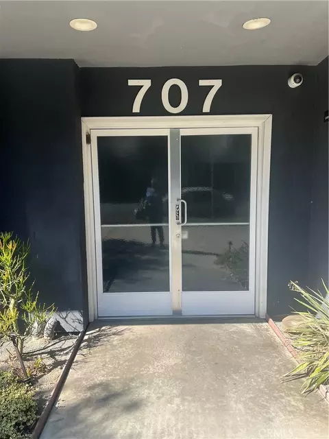 707 W 4th #7, Long Beach, CA 90802 photo 4