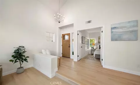 Entry Way - 6727 E Pinnacle Pointe, Orange, CA 92869 photo 3 of 5