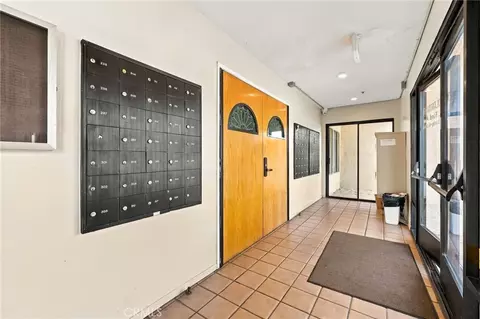 Entry Way - 351 N N Frd, Fullerton, CA 92832 photo 2 of 2