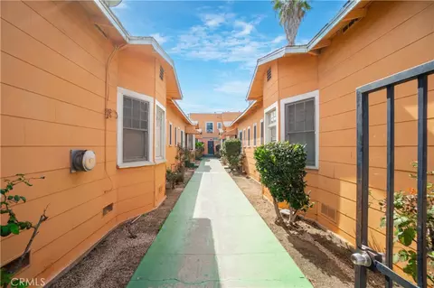 426 E 17th, Long Beach, CA 90813 photo 2