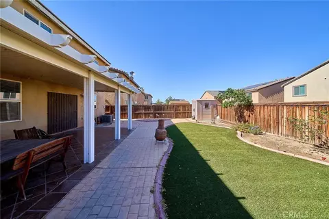 Exterior - 10249 Jennifer, Hesperia, CA 92345 photo 4 of 8