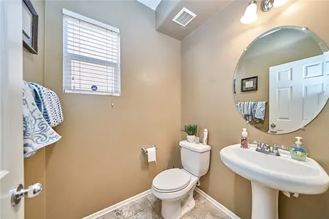 Bath - 10249 Jennifer, Hesperia, CA 92345 photo 1 of 6