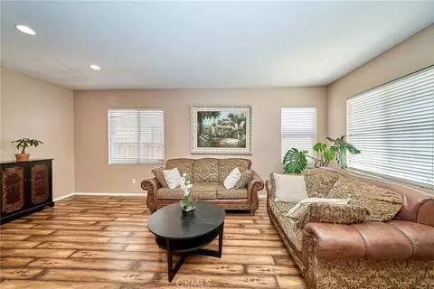 Living - 10249 Jennifer, Hesperia, CA 92345 photo 2 of 7