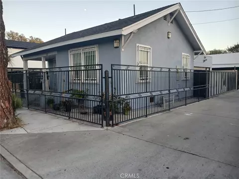 112 E Pine St, Santa Ana, CA 92701