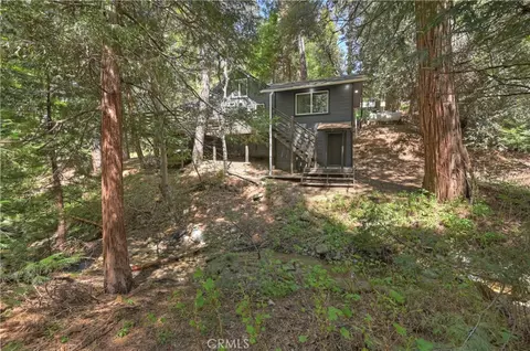 Exterior - 25005 Basel Dr, Crestline, CA 92325 photo 7 of 12
