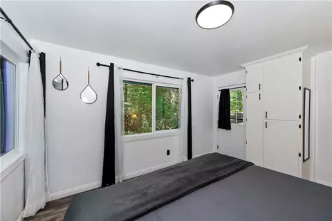 Bedroom - 25005 Basel Dr, Crestline, CA 92325 photo 4 of 8