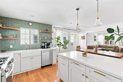 Kitchen - 3855 E Wilton, Long Beach, CA 90804 photo 5 of 8