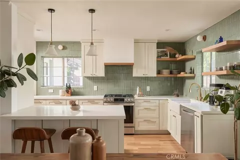 Kitchen - 3855 E Wilton, Long Beach, CA 90804 photo 1 of 8