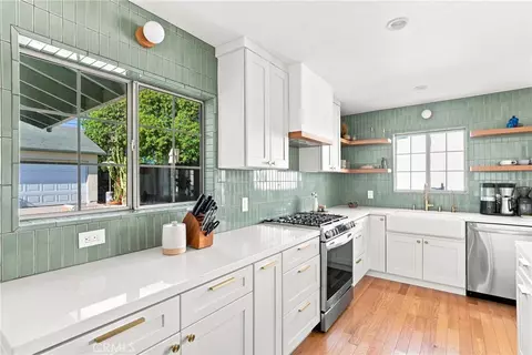 Kitchen - 3855 E Wilton, Long Beach, CA 90804 photo 4 of 8