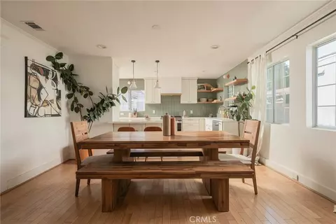 Dining - 3855 E Wilton, Long Beach, CA 90804 photo 2 of 5