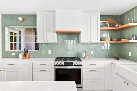 Kitchen - 3855 E Wilton, Long Beach, CA 90804 photo 8 of 8