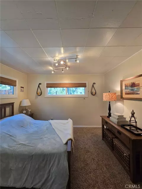 Bedroom - 1013 Mocking Bird, Wrightwood, CA 92397 photo 10 of 10
