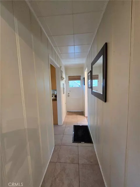 Entry Way - 1013 Mocking Bird, Wrightwood, CA 92397 photo 2 of 5