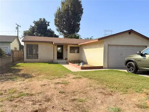 8718 Olive St, Bellflower, CA 90706