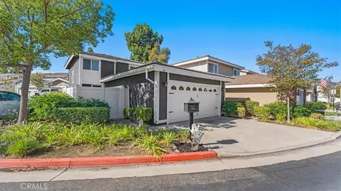 921 S Ridgecrest Cir, Anaheim, CA 92807