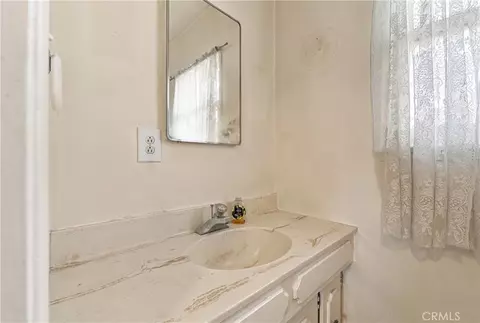 Bath - 1803 N Studebaker, Long Beach, CA 90815 photo 4 of 5