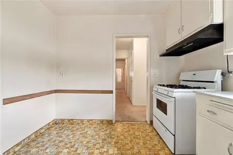 Kitchen - 1803 N Studebaker, Long Beach, CA 90815 photo 4 of 5