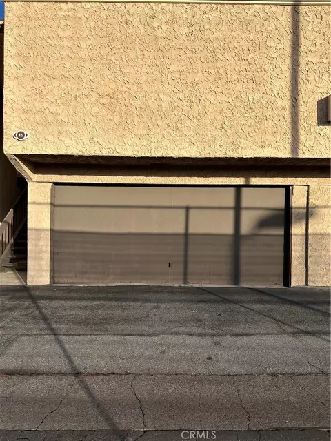 Exterior - 7890 E Spring St #15E, Long Beach, CA 90815 photo 3 of 9