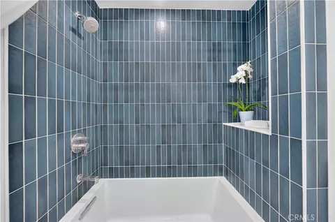 Bath - 5725 E Ocean, Long Beach, CA 90803 photo 5 of 6