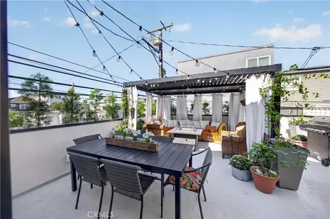 Exterior - 5725 E Ocean, Long Beach, CA 90803 photo 4 of 6