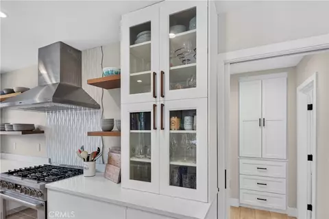 Kitchen - 5725 E Ocean, Long Beach, CA 90803 photo 8 of 11