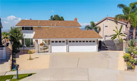 5217 E Rolling Hills Dr, Anaheim, CA 92807