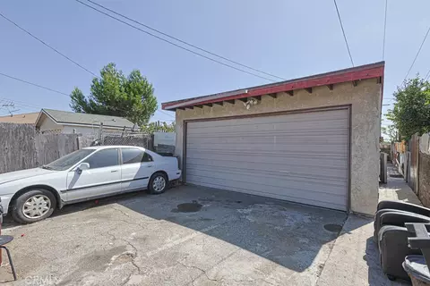 Exterior - 1019 E 21st, Long Beach, CA 90806 photo 5 of 7