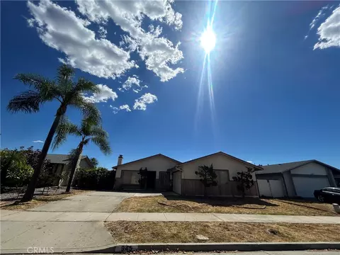945 Sendero, Escondido, CA 92026 photo 3